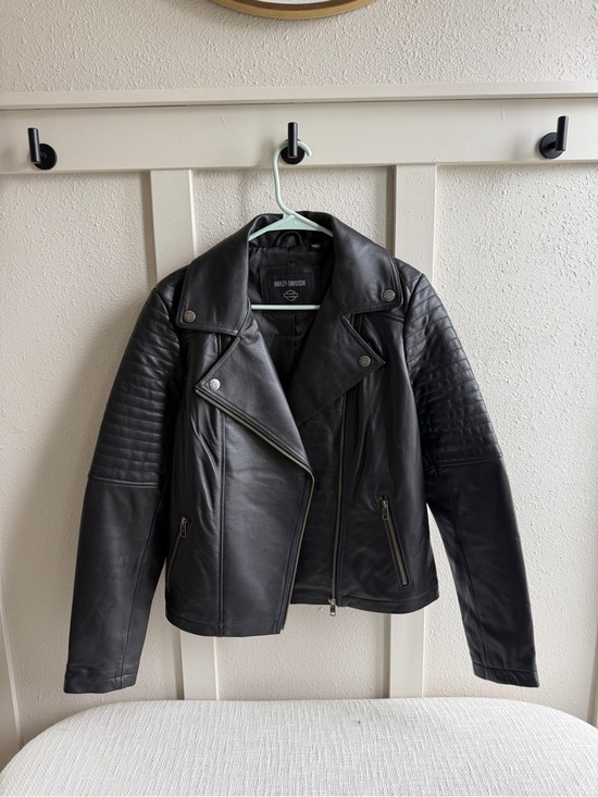 Harley-Davidson Jackets & Blazers - Harley-Davidson Black Quilted-Sleeve Leather Jacket